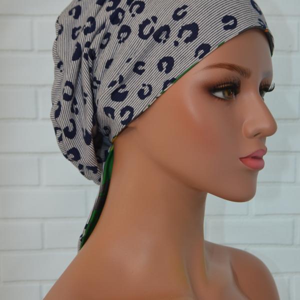 Handgemaakte chemo muts Bobby navy blauw en groen maat L